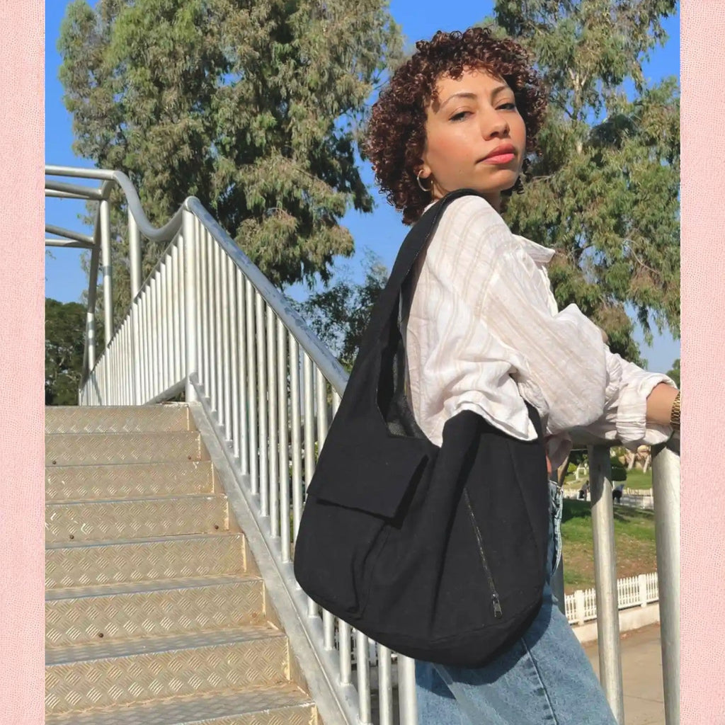 Black Curvy Shoulder Bag - Fithoehub
