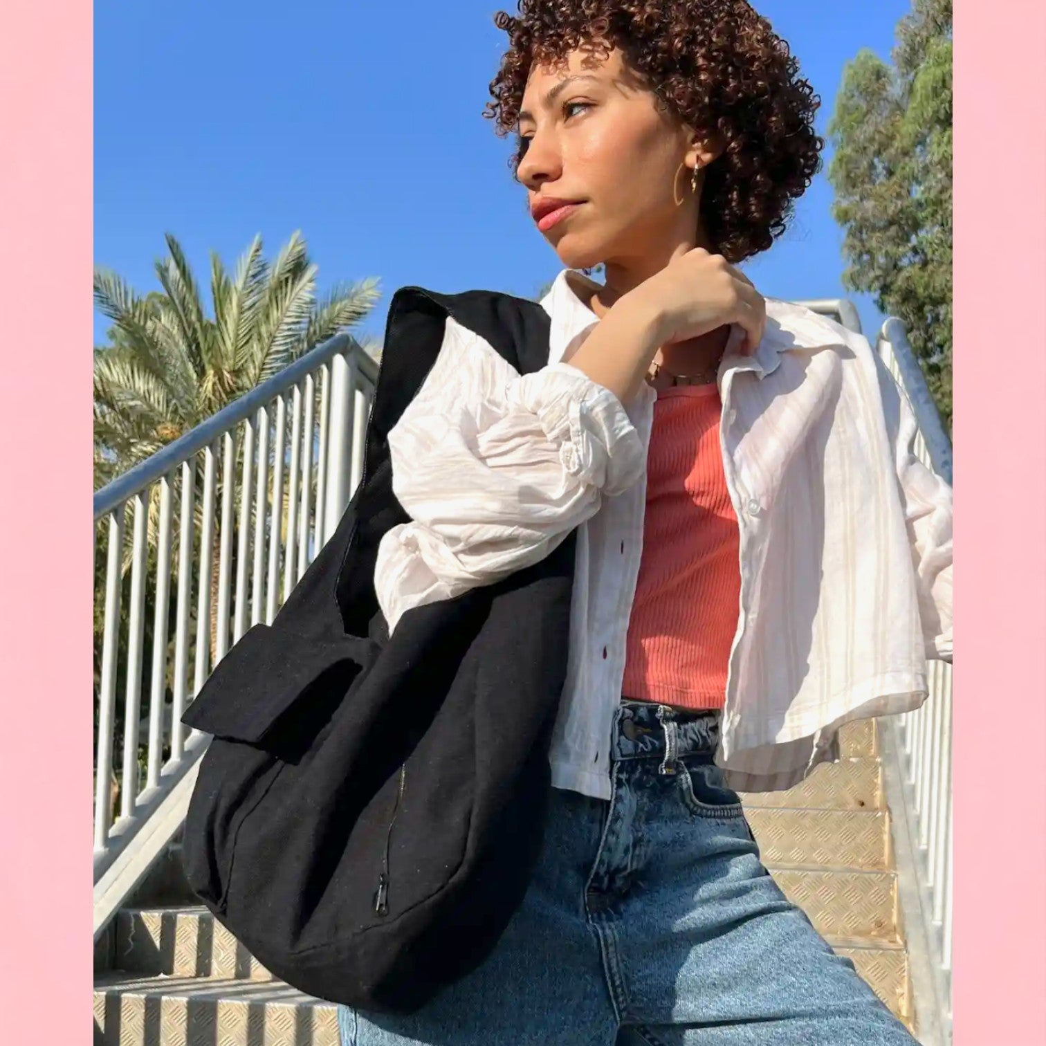 Black Curvy Shoulder Bag - Fithoehub